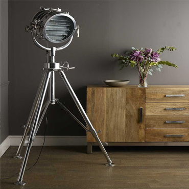 Tripot Light